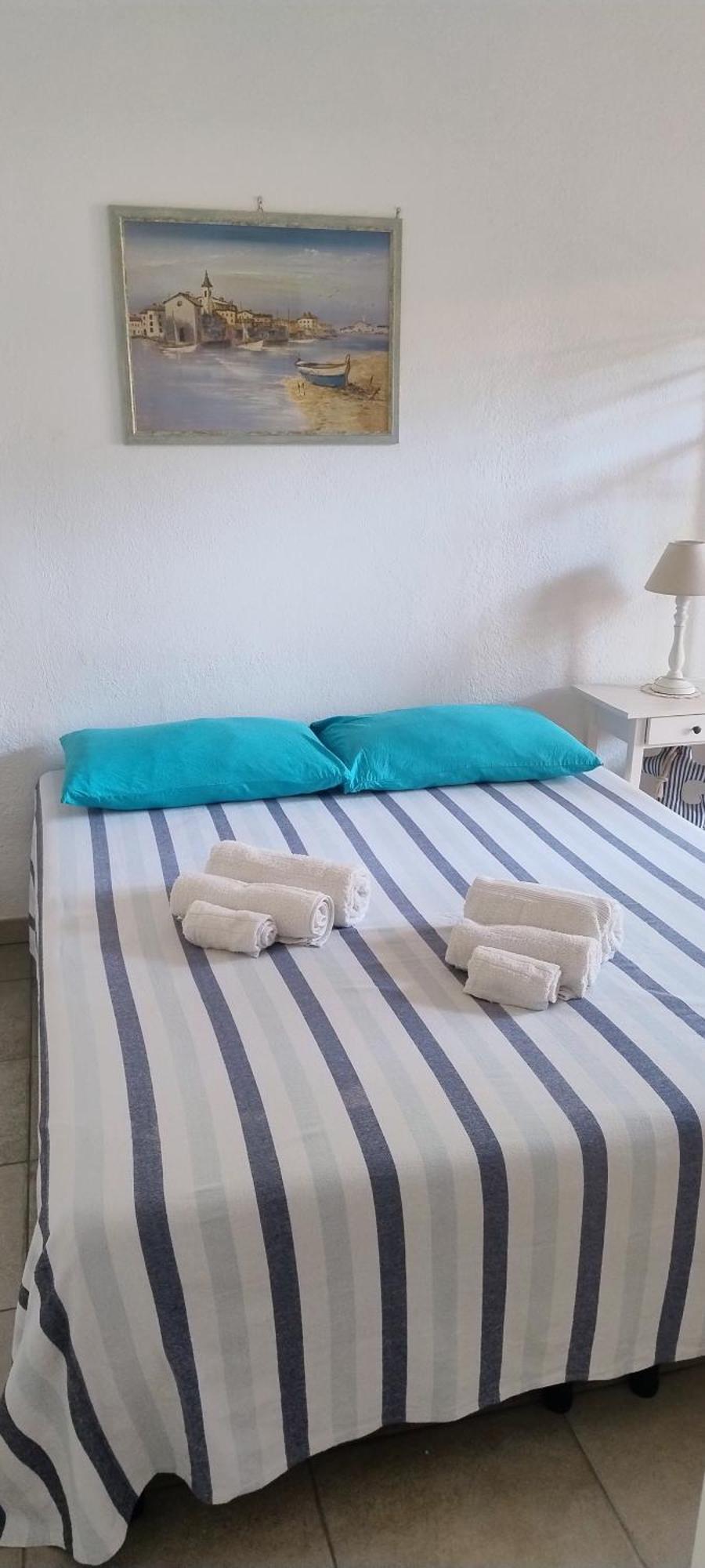 Oleandri Calaverde Sardegna Iun P1641 Pula Buitenkant foto